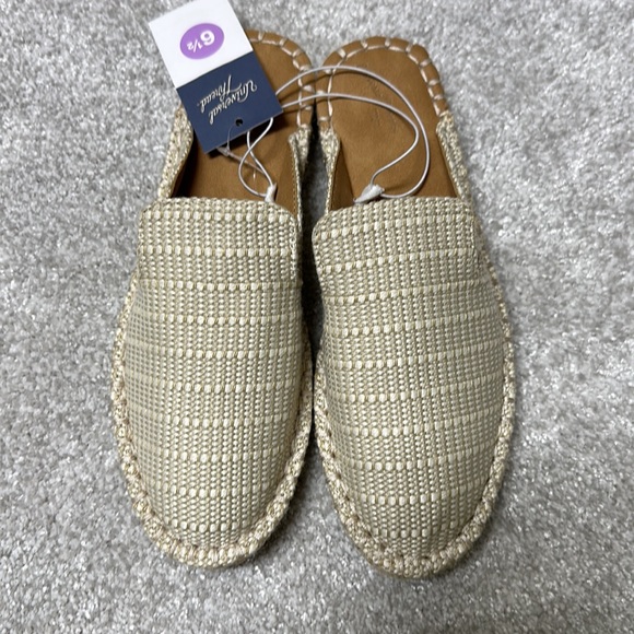 Woven / espadrille mules / flats - Picture 2 of 4